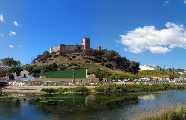 Archivo:Castillo de Sohail en Fuengirola.jpg