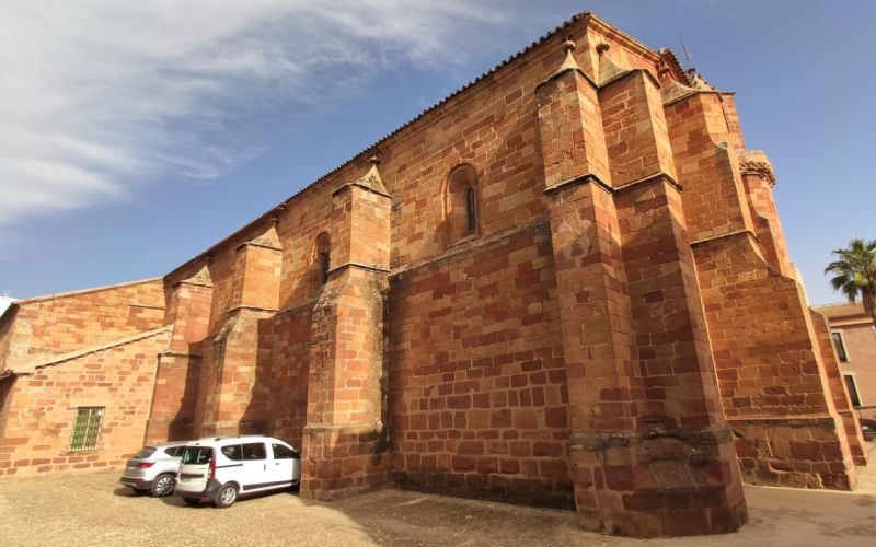Archivo:Iglesia de la Encarnación, Bailén, Jaén, España..jpg