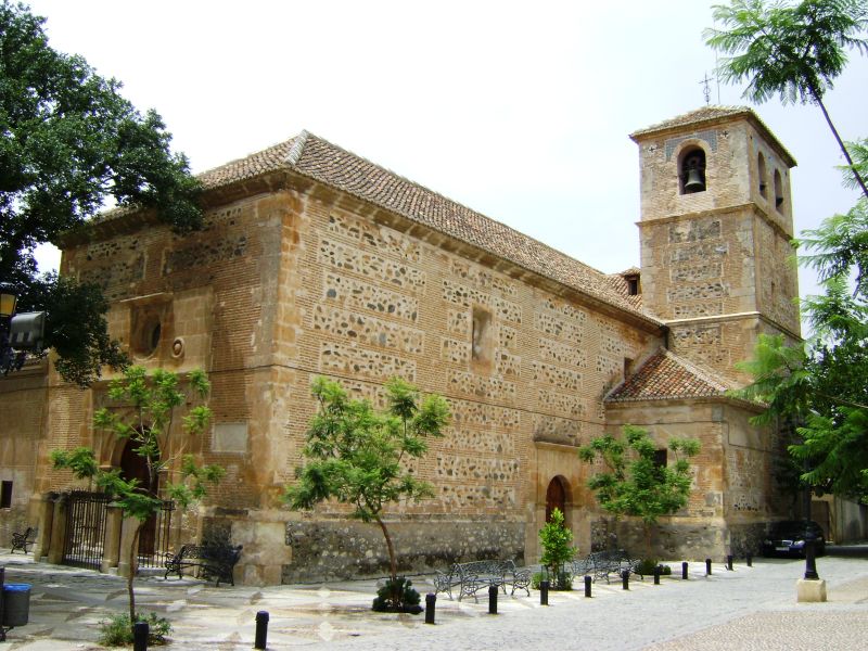Archivo:Melegís, iglesia parroquial, Granada, obra del Reino de Granada III, España. Estilo Mudéjar Granadino de tipo I. Vista general..jpg