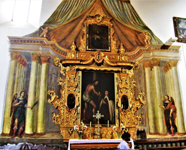 Archivo:Retablo de Jesús atado a la columna y Santa Teresa. Estilo Barroco Granadino. Escuela Granadina..jpg