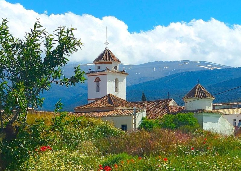 Archivo:Ermita de la Virgen de la Presentación, Huéneja, Granada, obra del Reino de Granada III, siglo XVI, de estilo Mudéjar Granadino..jpg