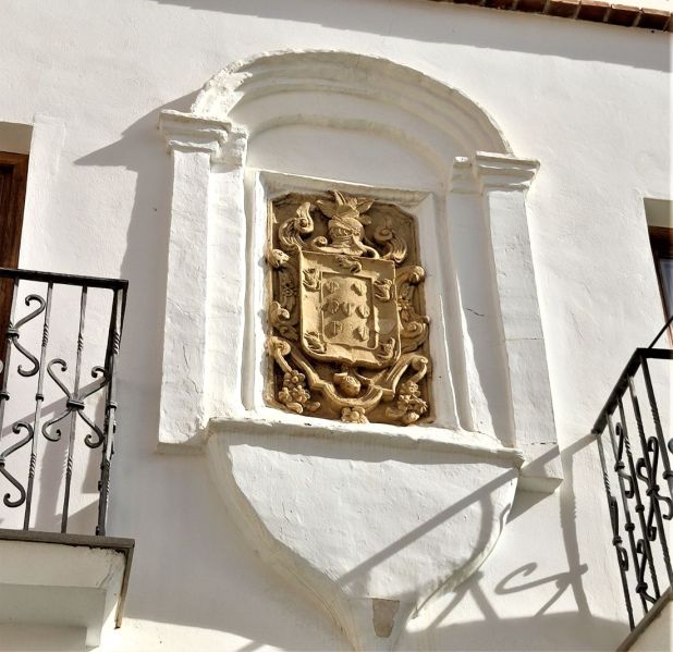 Archivo:Ferreira, Granada, Región de Granada histórica, España. Escudo de la Casa Grande, una construcción del Reino de Granada III o Cristiano..jpg