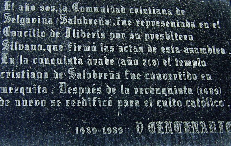 Archivo:Reconstrucción de la iglesia tras la Reconquista. Salobreña, Costa Tropical de Granada, Granada, Región Histórica de Granada, España..jpg