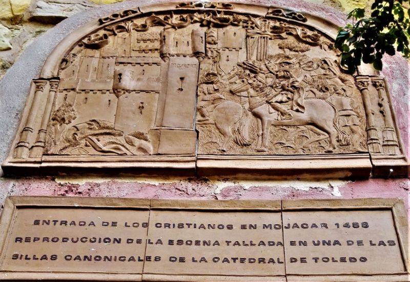 Archivo:Paso de Mojácar del Reino de Granada II o Nazarí al Reino de Granada III o Cristiano. Reproducción del relieve de la sillería del coro de la catedral de Toledo..jpg