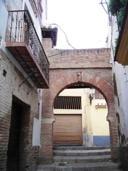 Archivo:Puerta de la Imagen. Guadix, provincia de Granada, Reino y Región Histórica de Granada, España..jpg